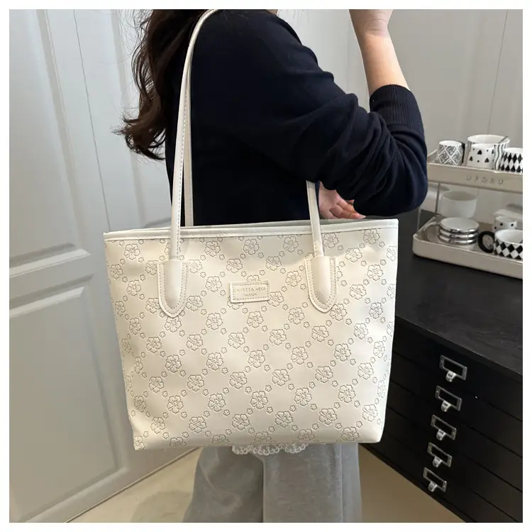 Women's Large Capacity Embroidered Tote Bag White — feature 17