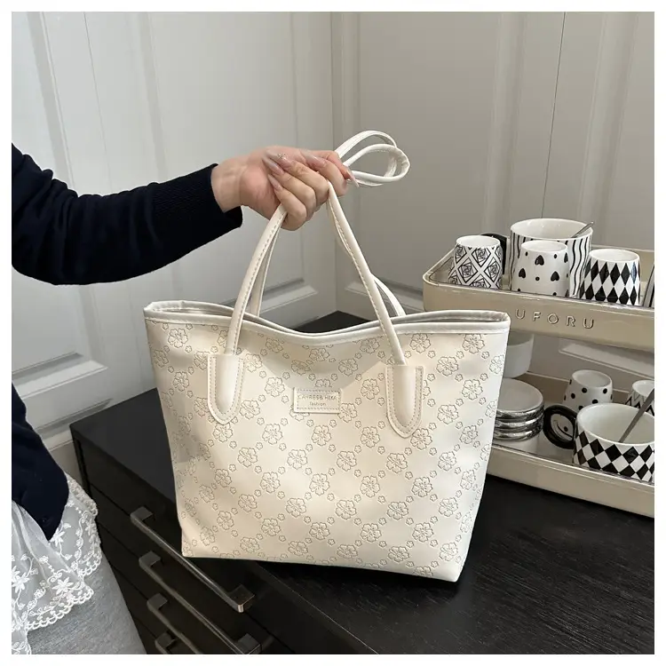 Women's Large Capacity Embroidered Tote Bag White — feature 18