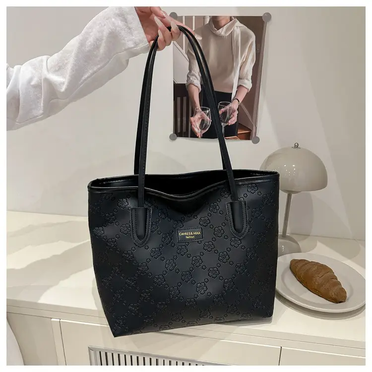 Women's Large Capacity Embroidered Tote Bag White — feature 9