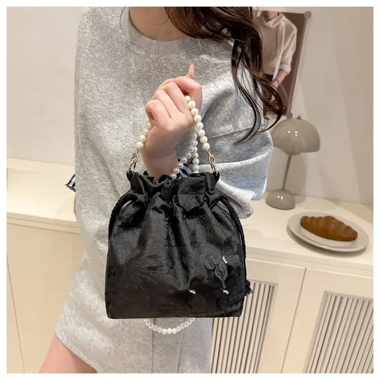 Pearl Crossbody Bag High-Looking Women's 2025 Spring Summer — feature 16