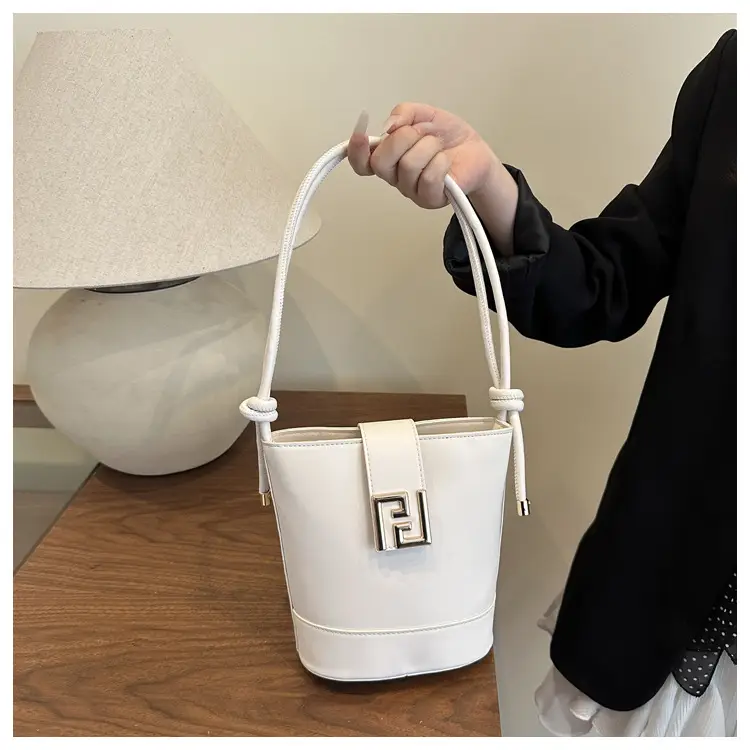 Women's 2025 Spring Light Luxury Bucket Bags — feature 13