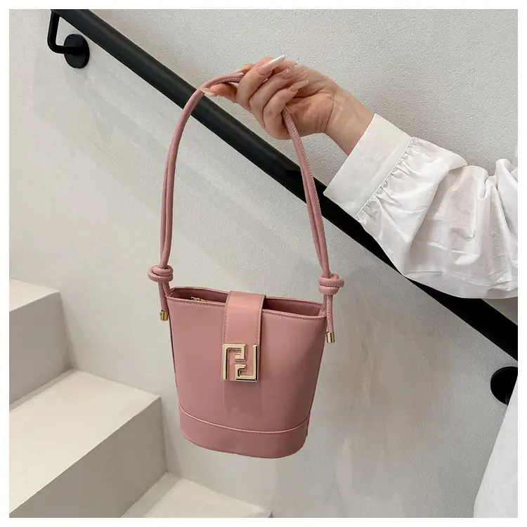 Women's 2025 Spring Light Luxury Bucket Bags — feature 18