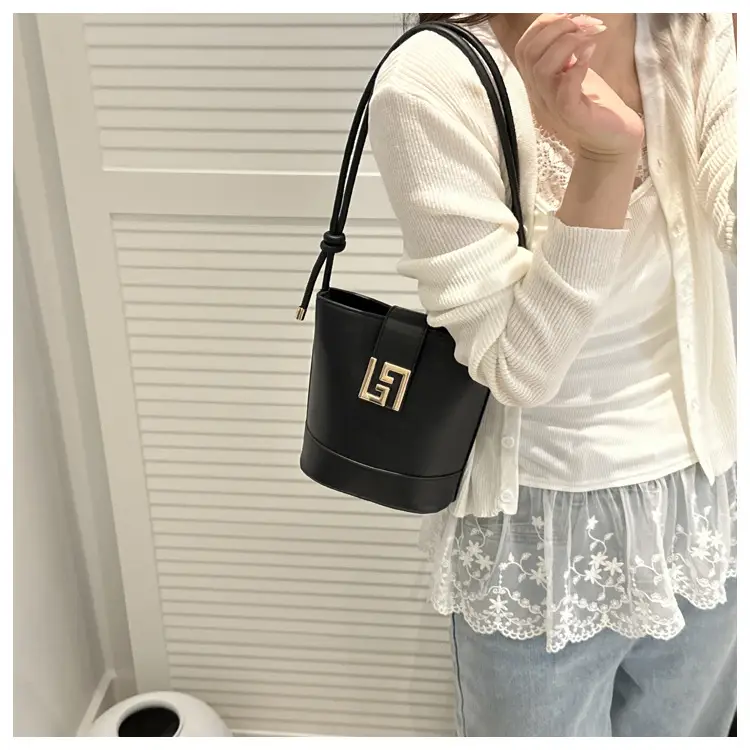 Women's 2025 Spring Light Luxury Bucket Bags — feature 31