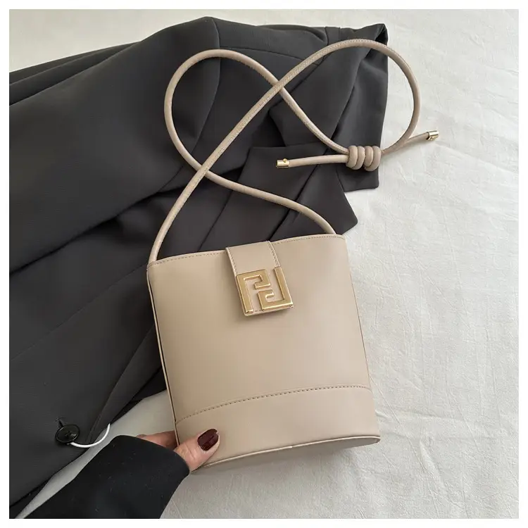 Women's 2025 Spring Light Luxury Bucket Bags — feature 35