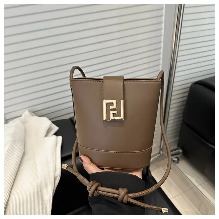 Women's 2025 Spring Light Luxury Bucket Bags — feature 41