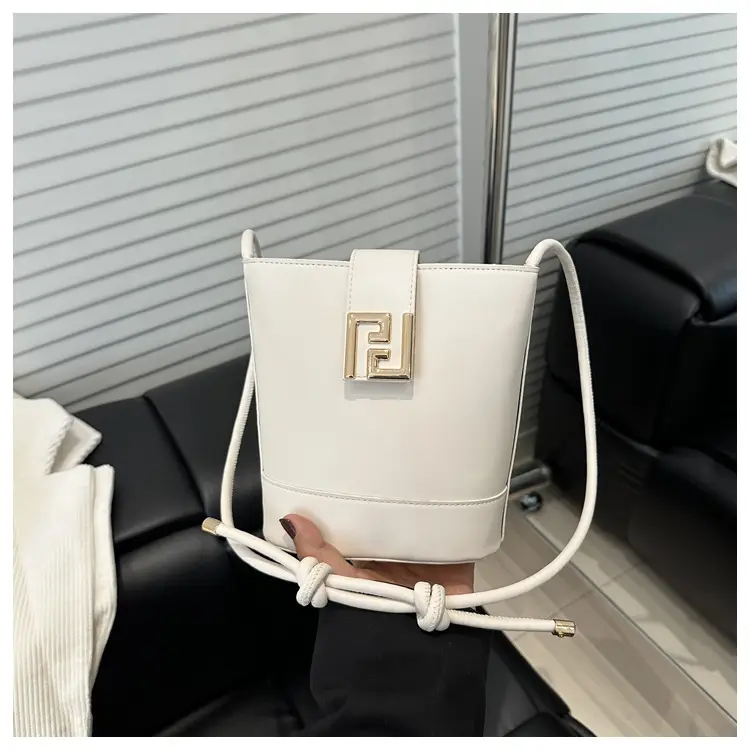 Women's 2025 Spring Light Luxury Bucket Bags — feature 42