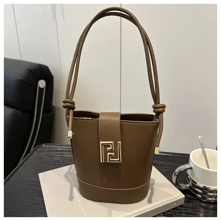 Women's 2025 Spring Light Luxury Bucket Bags — feature 44