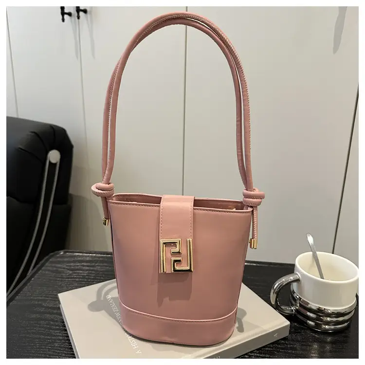 Women's 2025 Spring Light Luxury Bucket Bags — feature 48