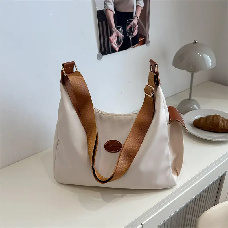 Women's Square Bag 2025 Spring New Large Capacity Shoulder Bag - Image 7