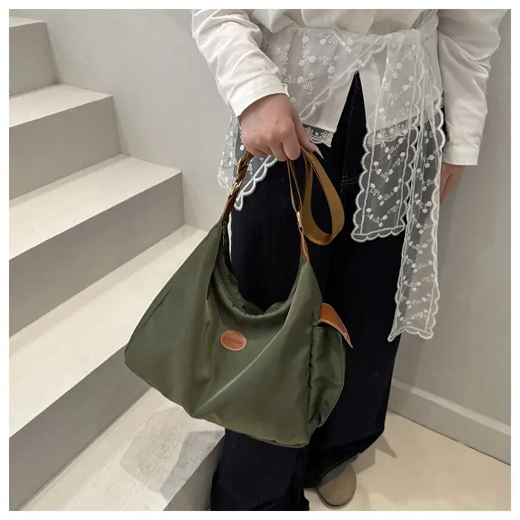 Women's Square Bag 2025 Spring New Large Capacity Shoulder Bag — feature 18
