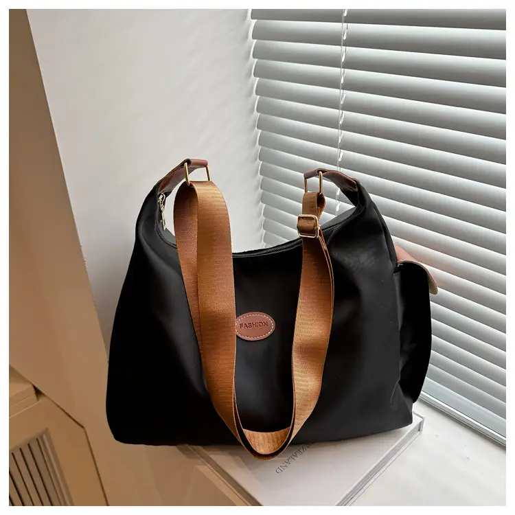 Women's Square Bag 2025 Spring New Large Capacity Shoulder Bag — feature 42