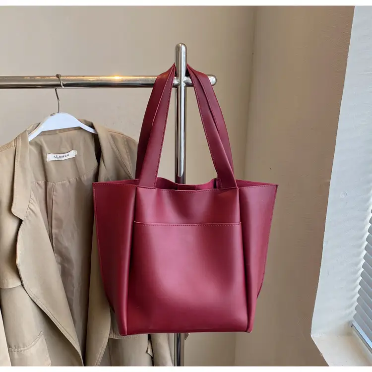Large Capacity Leather Tote Bag for Women — feature 14