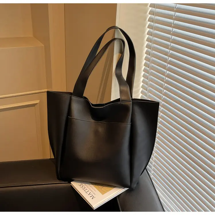 Large Capacity Leather Tote Bag for Women — feature 39