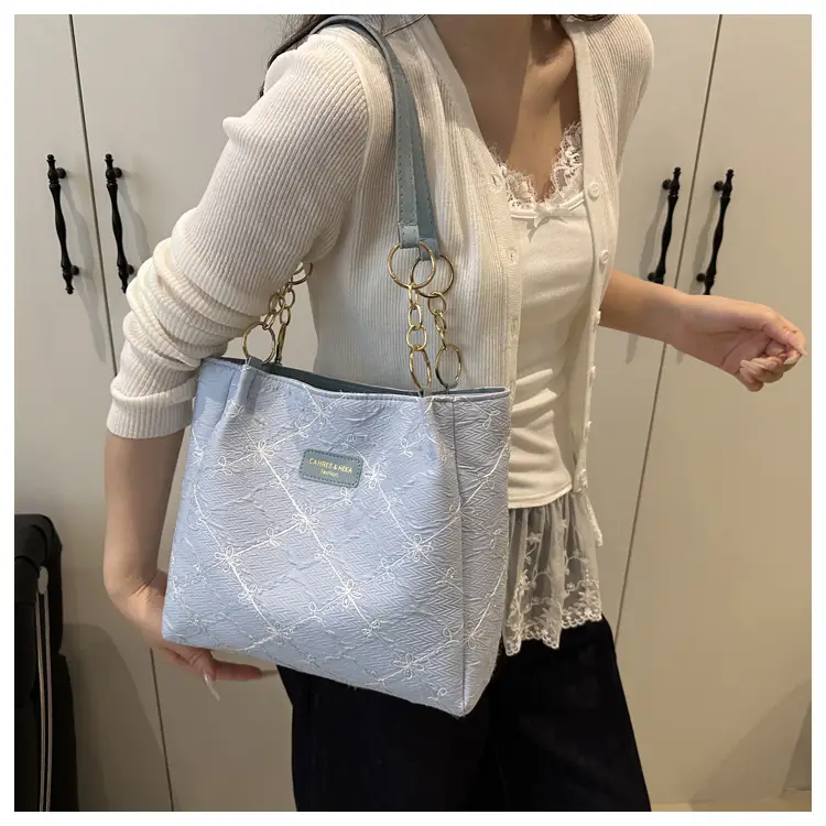 Pink Embroidered Shoulder Bag for Women 2025 — feature 12