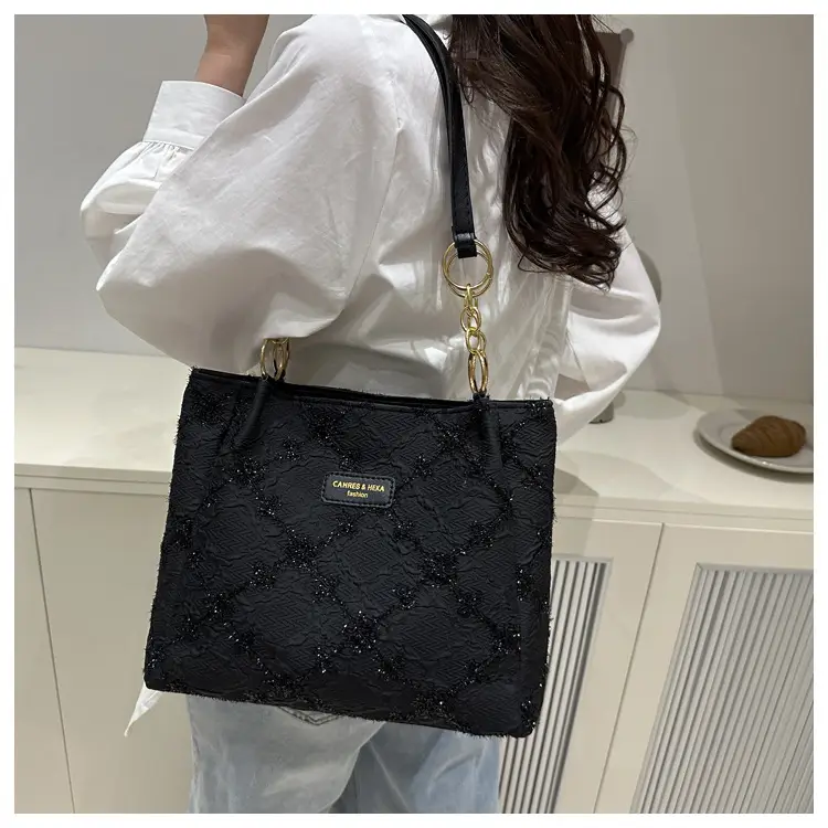 Pink Embroidered Shoulder Bag for Women 2025 — feature 17
