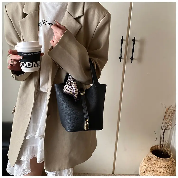 Yellow Lychee Bucket Bag Set 2026 Summer — feature 21