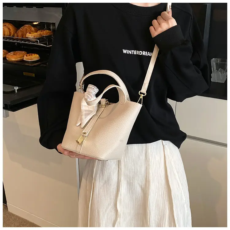 Yellow Lychee Bucket Bag Set 2026 Summer — feature 27
