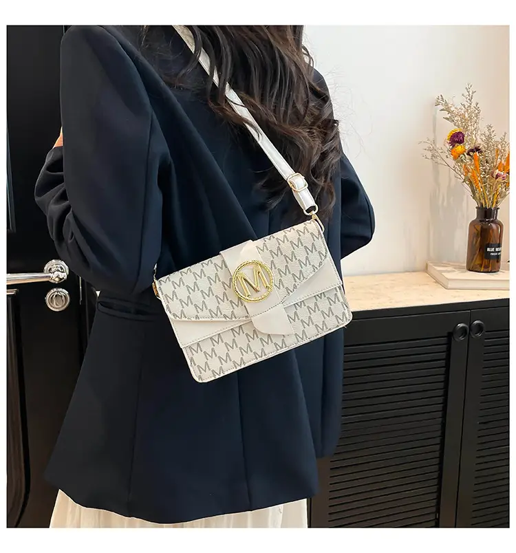 French Style Pink Letter Print Crossbody Bag — feature 16