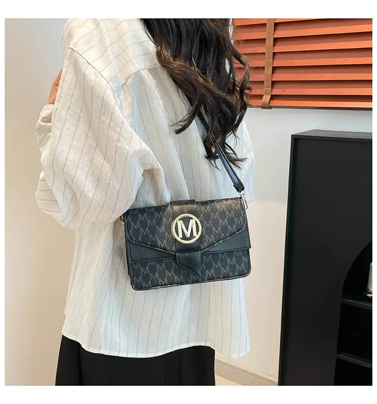 French Style Pink Letter Print Crossbody Bag — feature 18