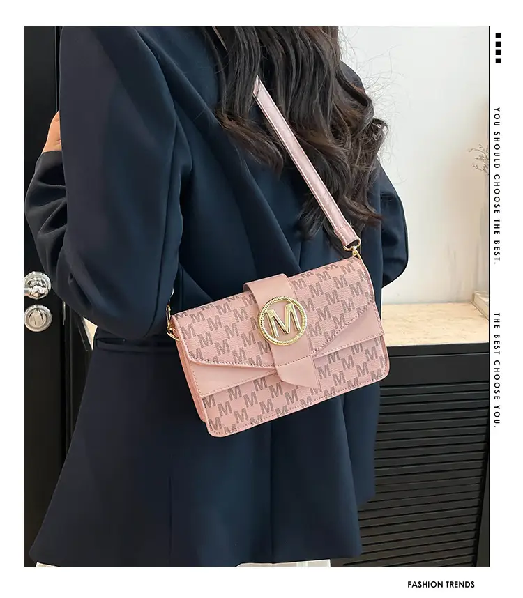 French Style Pink Letter Print Crossbody Bag — feature 2
