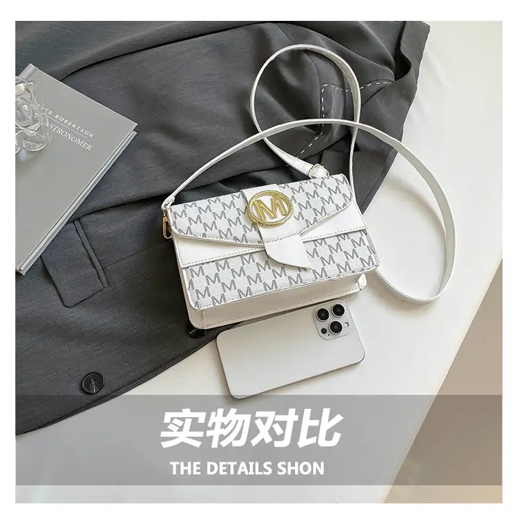 French Style Pink Letter Print Crossbody Bag — feature 7