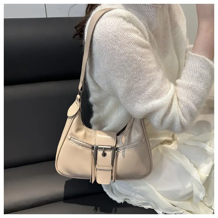 White High-End Retro Crossbody Bag for Women 2025 — feature 14