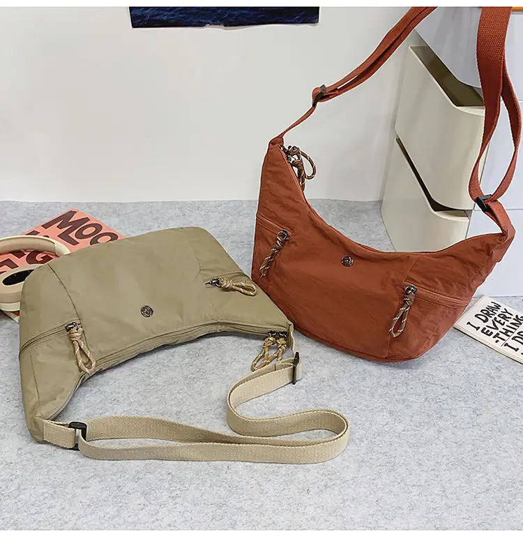 Women Waterproof Crossbody Bag Large Capacity Couple Shoulder Bag — feature 20