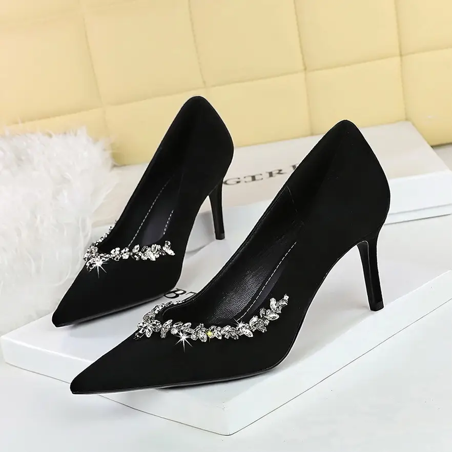 1926-A1 European and American Pointed Suede High Heels Rhinestone Shallow Stiletto Heel Shoes Women's Banquet Elegant Women's Shoes Spring and Autumn