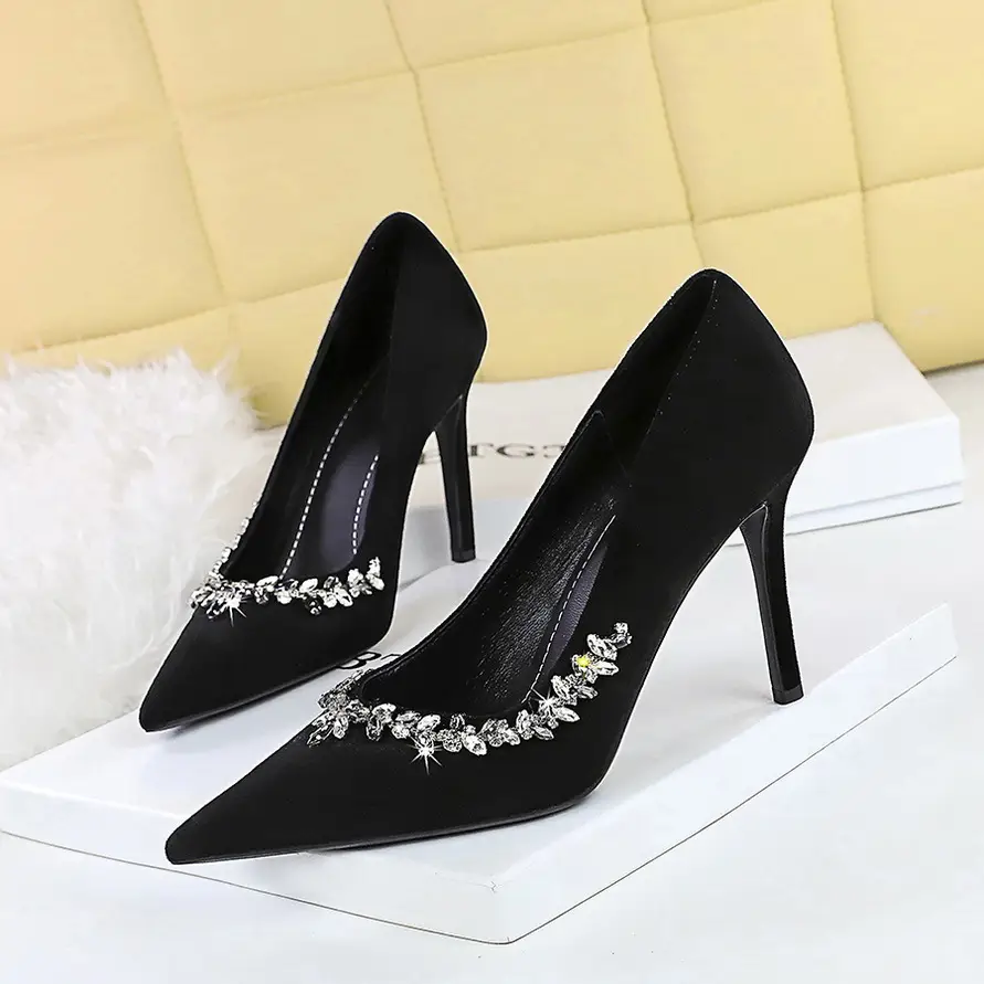 1926-A1 European and American Pointed Suede High Heels Rhinestone Shallow Stiletto Heel Shoes Women's Banquet Elegant Women's Shoes Spring and Autumn