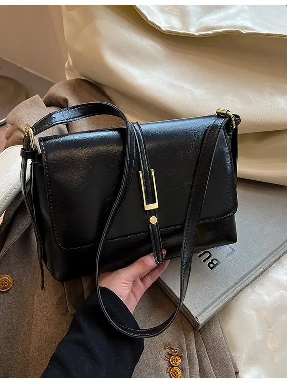 Brown Leather Shoulder Bag for Women 2025 - Image 6