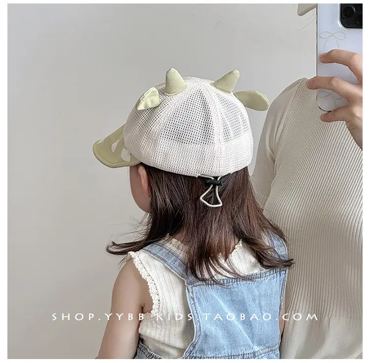 Baby Hat with Duck Tails and Heart Pattern — feature 6