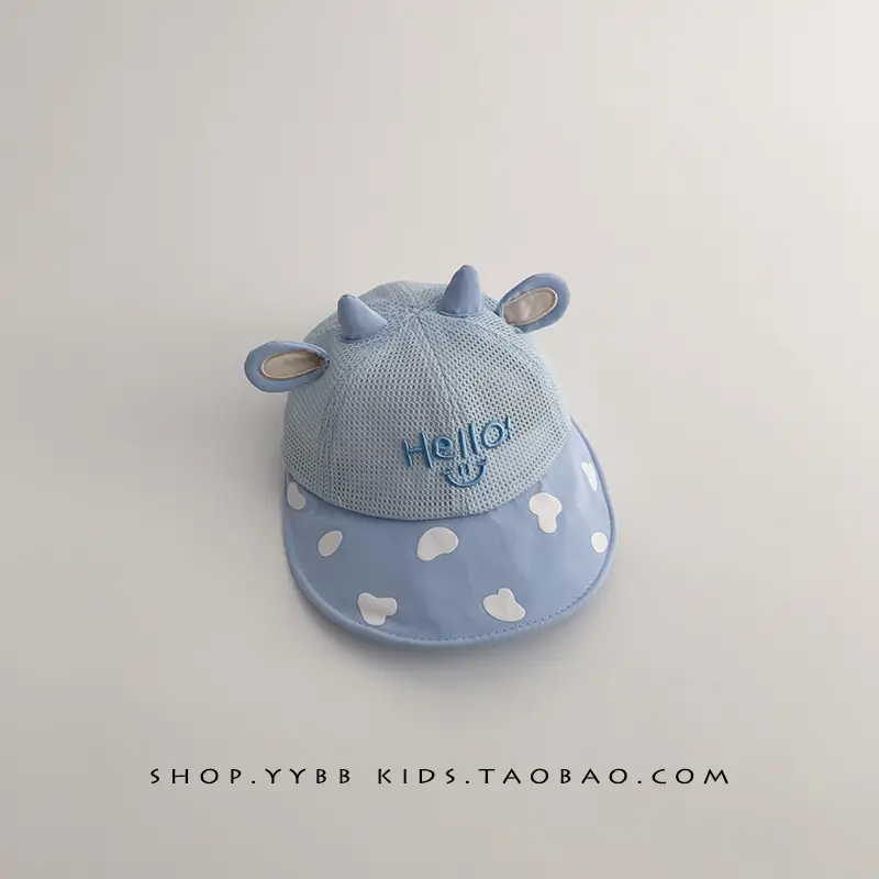 Baby Hat with Duck Tails and Heart Pattern - Image 3