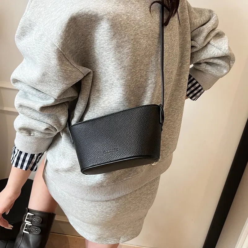 Red Korean Fashion Shoulder Bag for Women - Image 8
