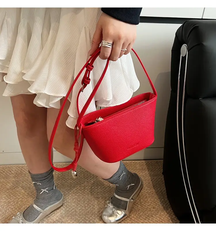 Red Korean Fashion Shoulder Bag for Women — feature 12