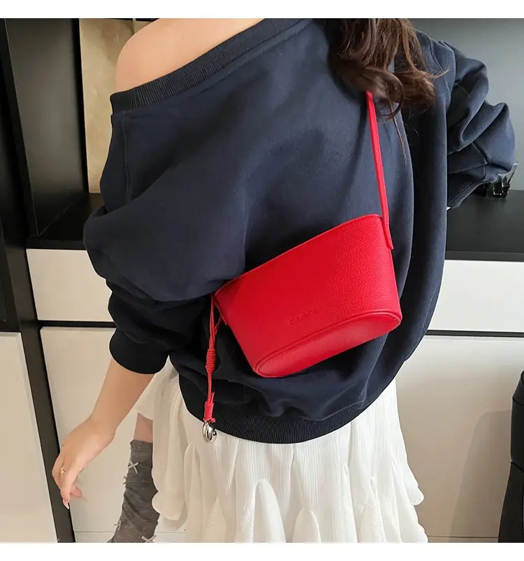 Red Korean Fashion Shoulder Bag for Women — feature 14
