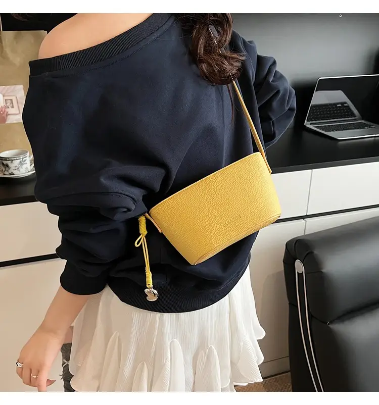 Red Korean Fashion Shoulder Bag for Women — feature 22
