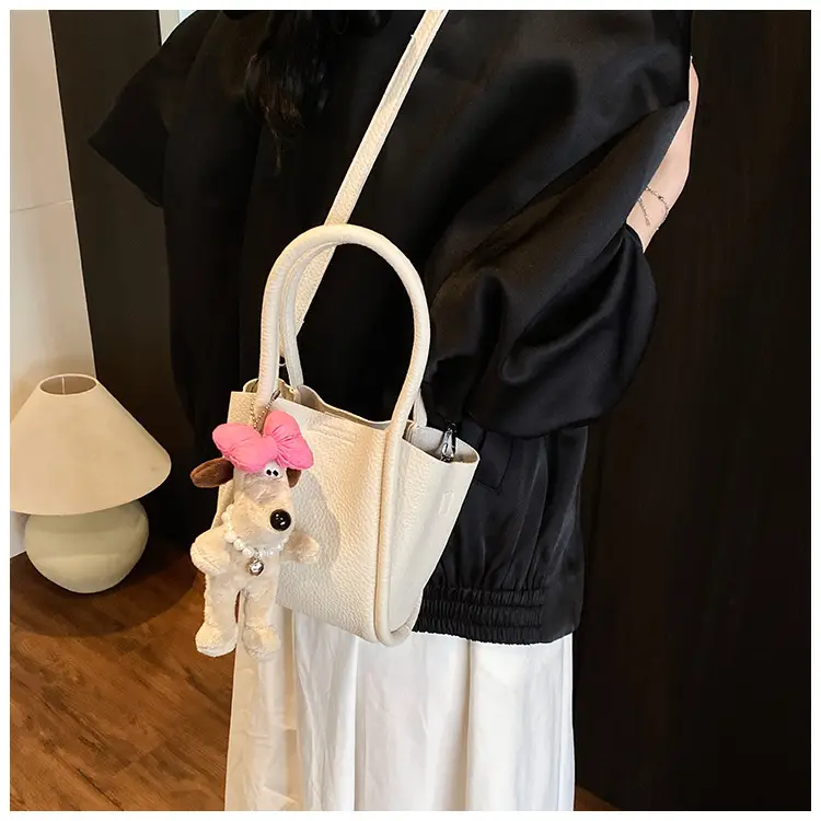 Women's Cross-Border Handheld Bucket Bag with Cute Doll Decor — feature 27