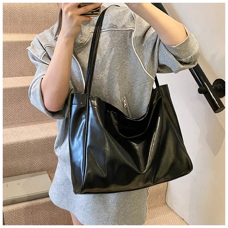 Large Capacity Mother-in-Law Tote Bag for Women 2025 — feature 28