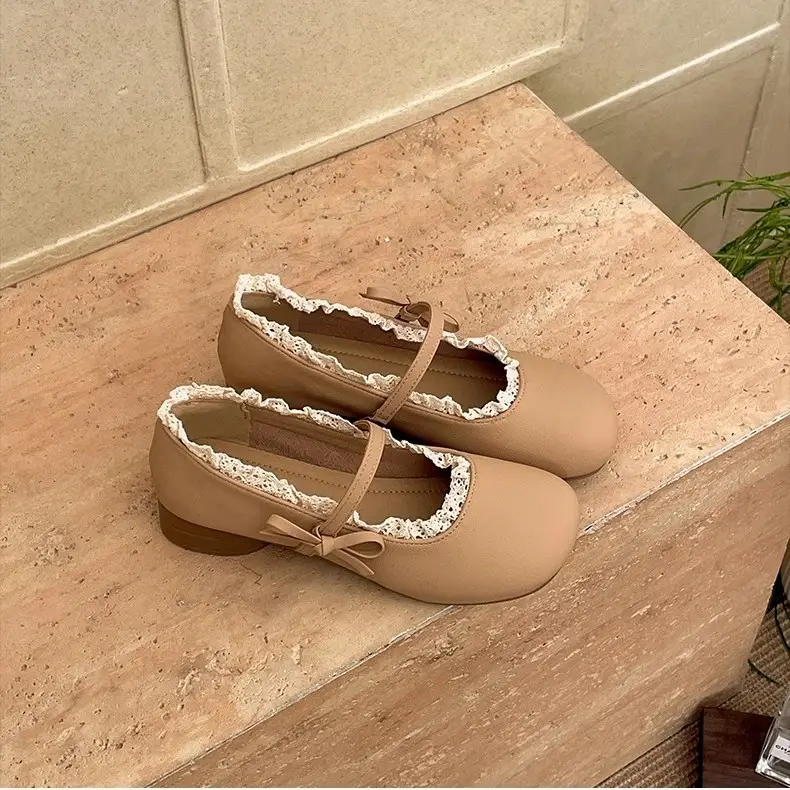 2025 New Round-Toe Mary Jane Shoes, Sweet Lace Soft-Soled Fashionable Princess Shoes, Retro Pumps - Image 2