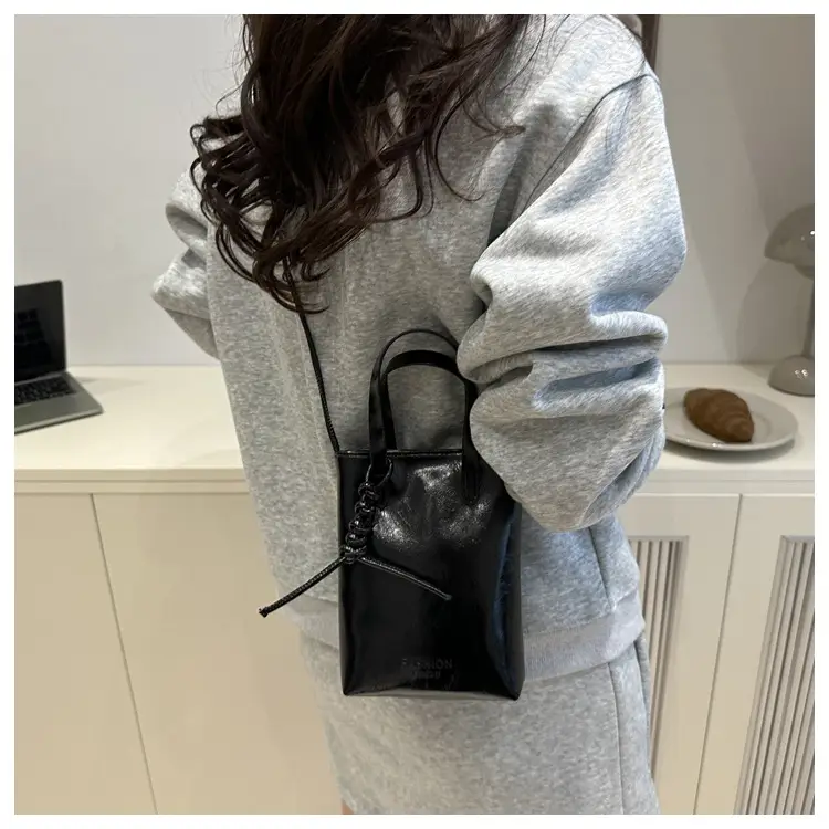 Red Textured Shoulder Bag for Women 2025 — feature 11