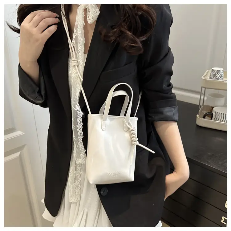 Red Textured Shoulder Bag for Women 2025 — feature 12