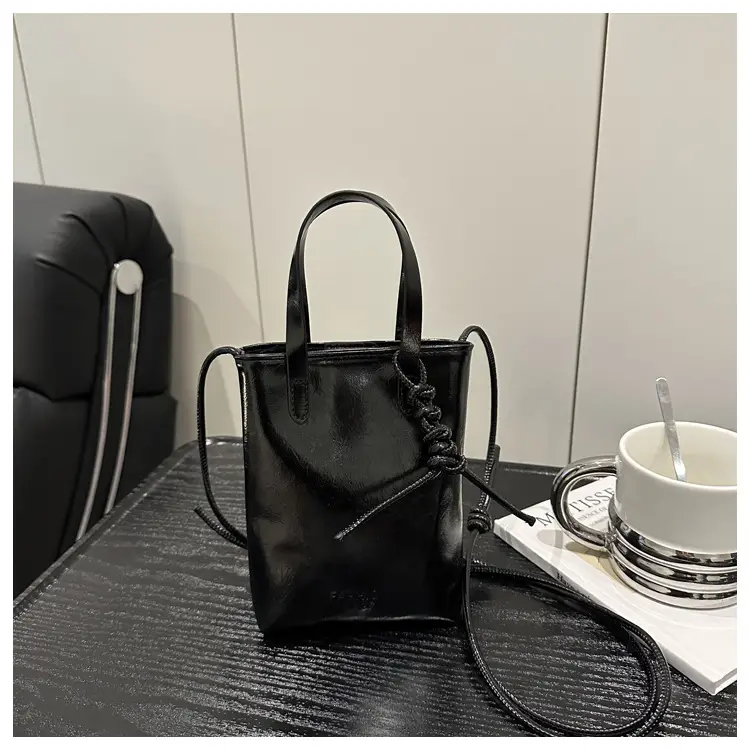 Red Textured Shoulder Bag for Women 2025 — feature 19