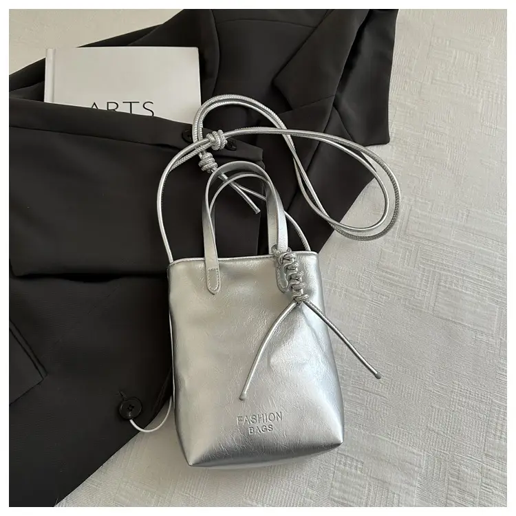 Red Textured Shoulder Bag for Women 2025 — feature 28