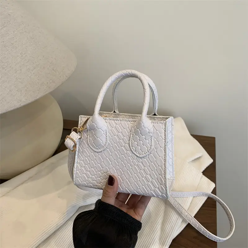Black Rhombus Textured Shoulder Bag for Women