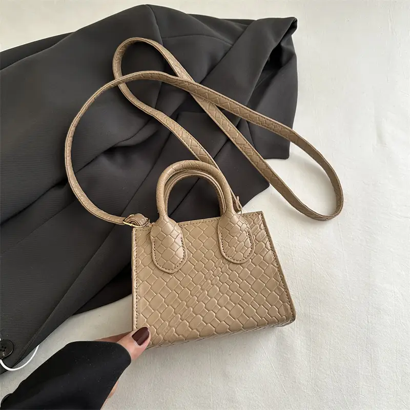 Black Rhombus Textured Shoulder Bag for Women