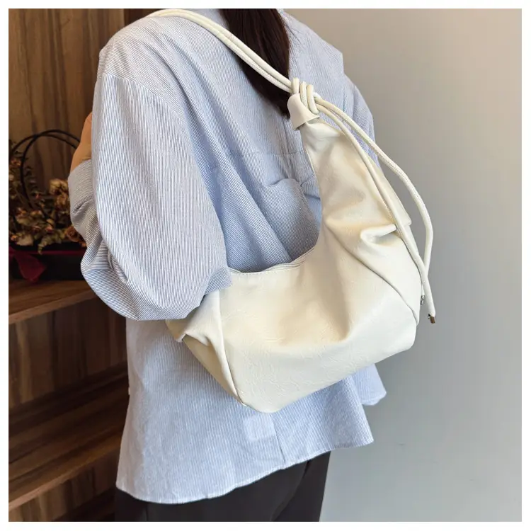 Retro Korean Style Brown Leather Handbag 2025 — feature 18