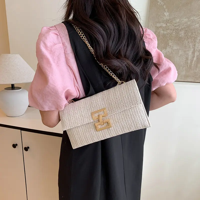 Women's Brown Twist-Lock Chain Shoulder Bag - Image 5