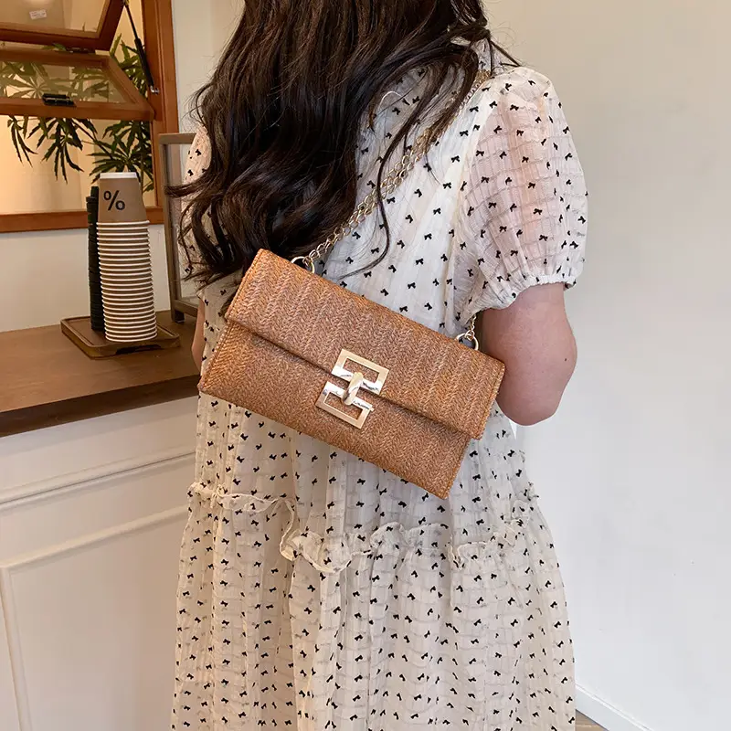 Women's Brown Twist-Lock Chain Shoulder Bag - Image 6