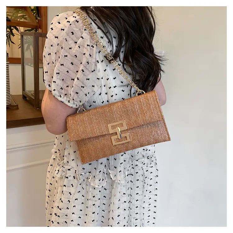 Women's Brown Twist-Lock Chain Shoulder Bag — feature 13