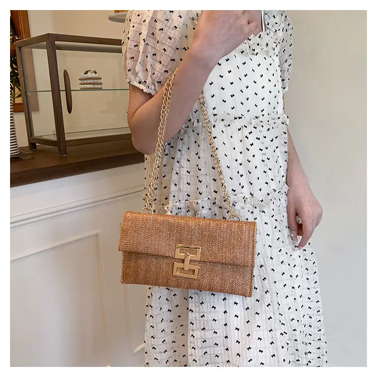 Women's Brown Twist-Lock Chain Shoulder Bag — feature 16